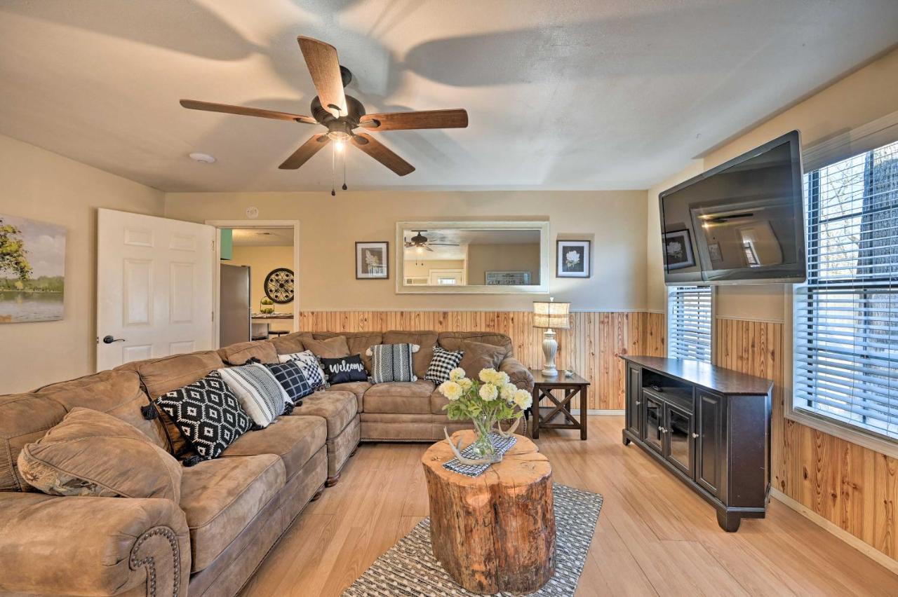 Pet-Friendly Shady Oaks Broken Bow Gem With Patio! Villa Exteriör bild